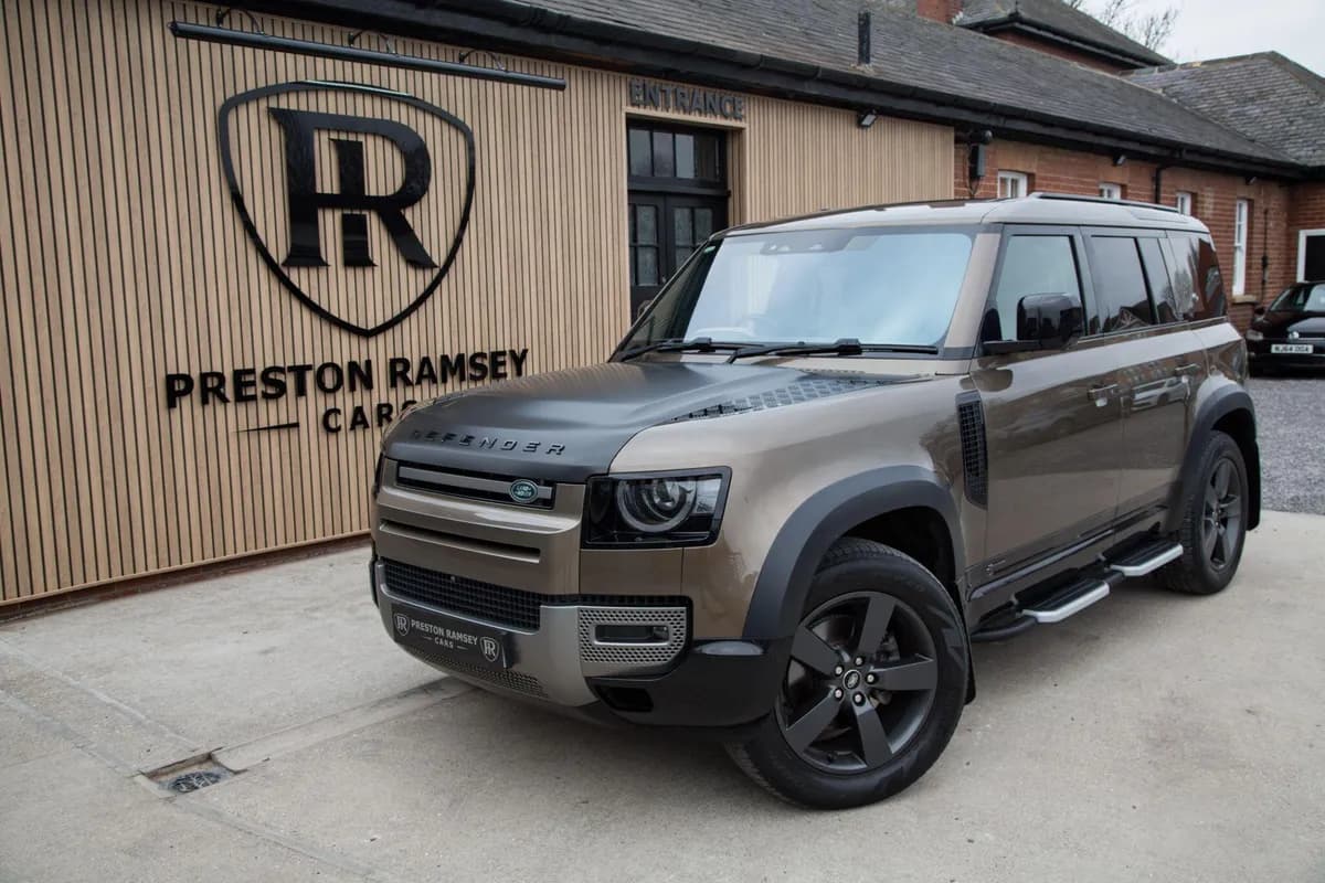 2021 Land Rover Defender 110, sold